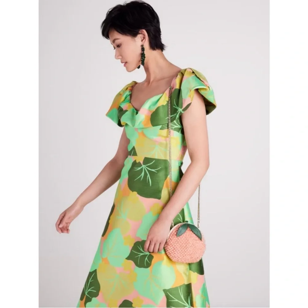 Kate Spade Peach Bellini Embellished Crochet Beads bag  purse 🍑 - Picture 4 of 7